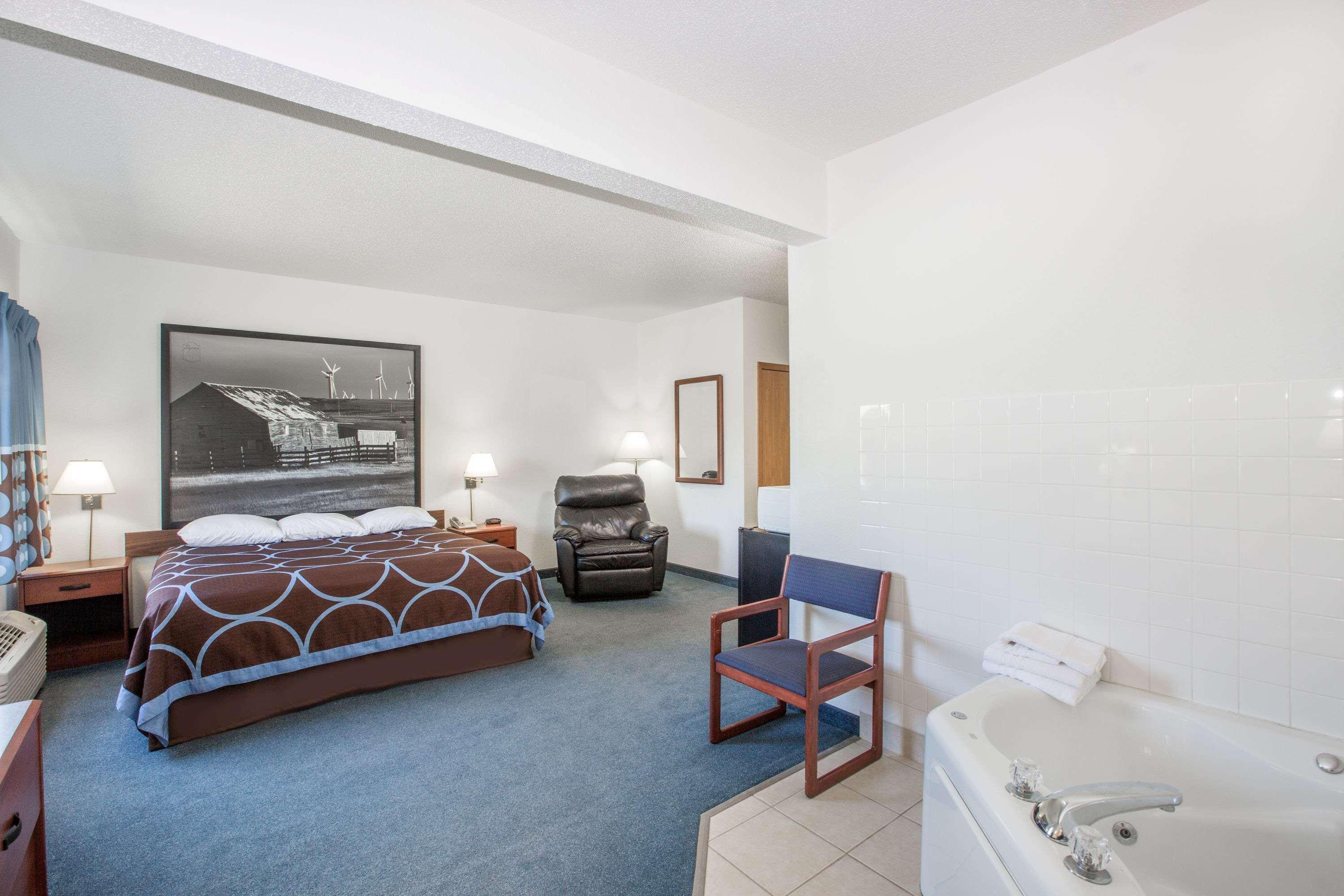 Hotel Super 8 By Wyndham Ida Grove Esterno foto